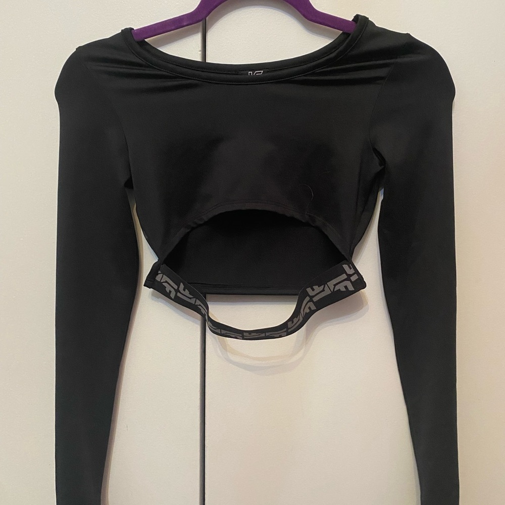 XS Black LF Long Sleeve Crop Top